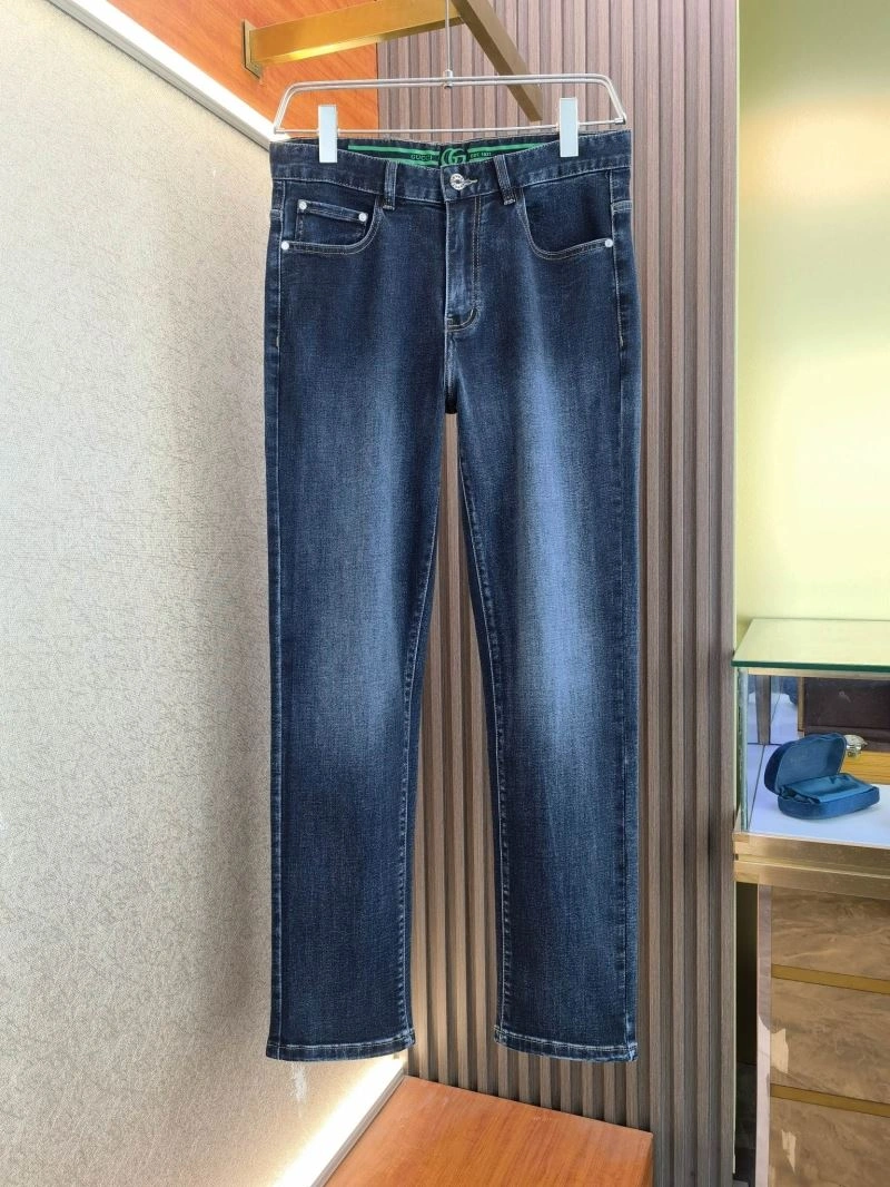 Gucci Jeans ModernLook 128142