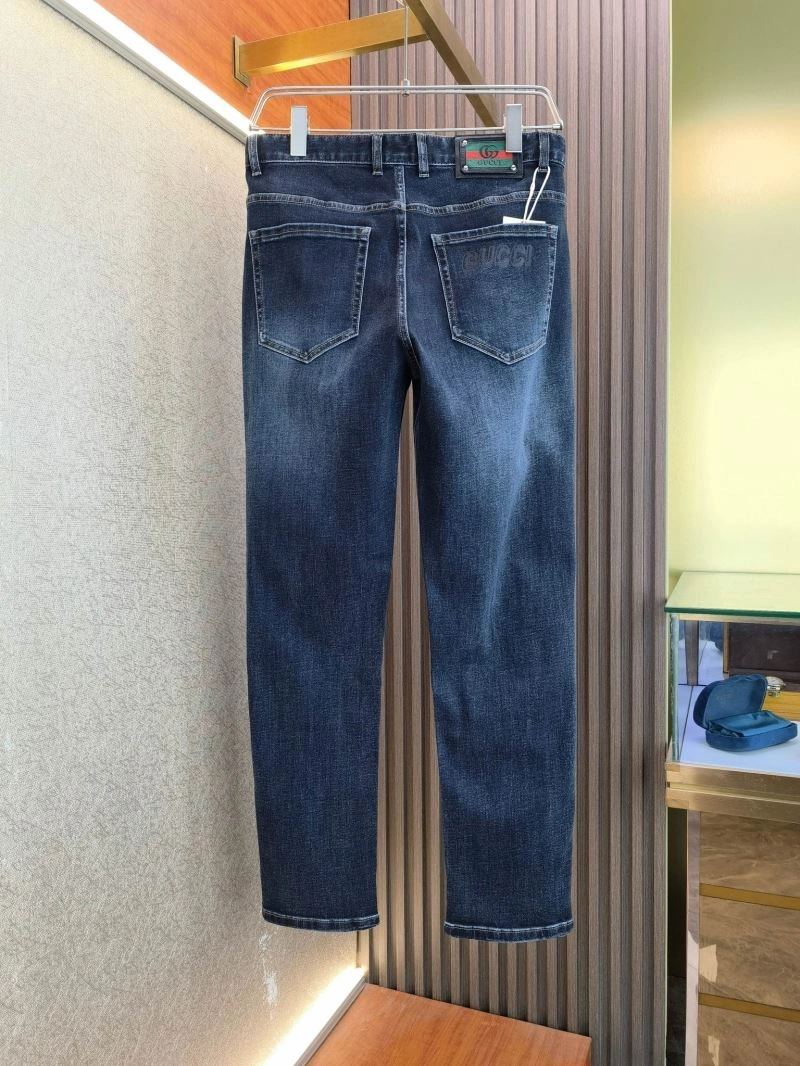 Gucci Jeans ModernLook 128142
