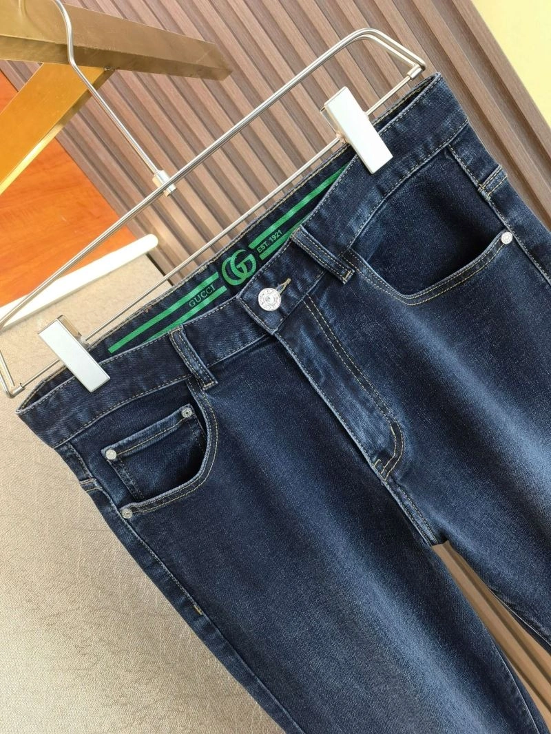 Gucci Jeans ModernLook 128142