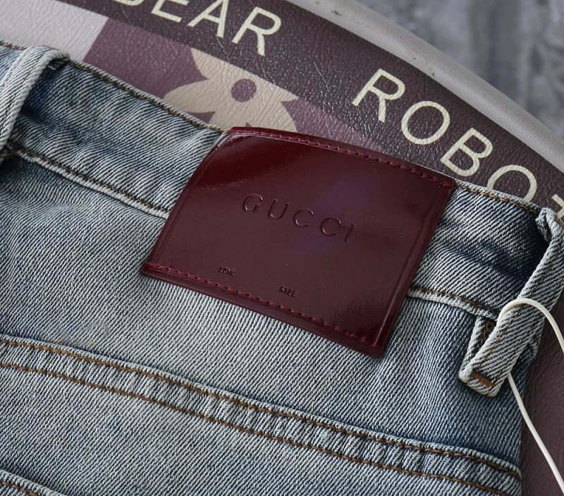 Gucci Jeans Classic 128161