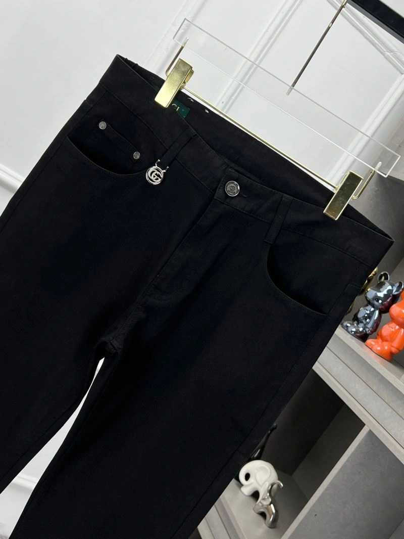 Elegant Gucci Jeans 127756