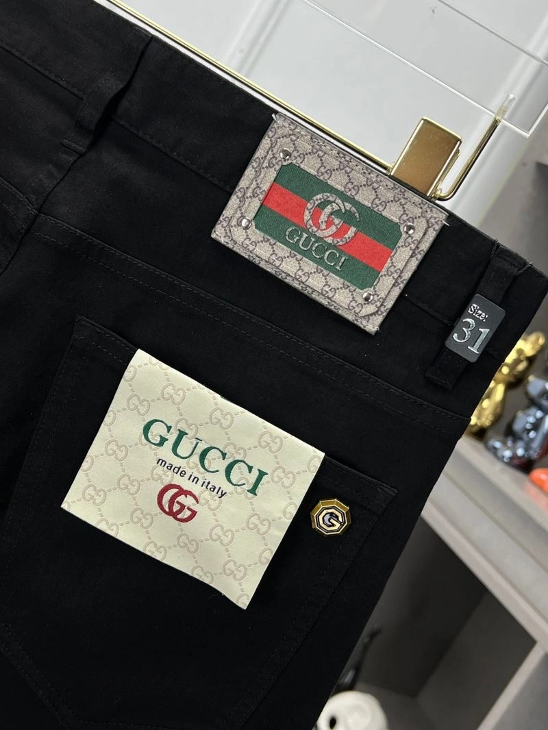 Elegant Gucci Jeans 127756
