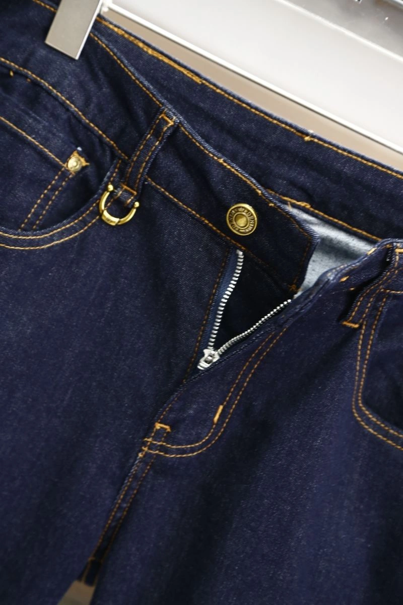 ZeroBulk Gucci Jeans 127362