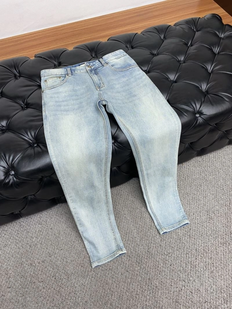 Sporty Gucci Jeans 127360