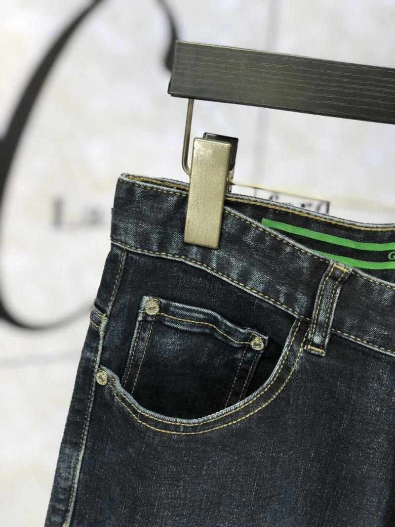 EyeCatching Gucci Jeans 127348