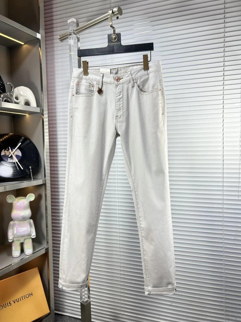 ModernLook Gucci Jeans 127305