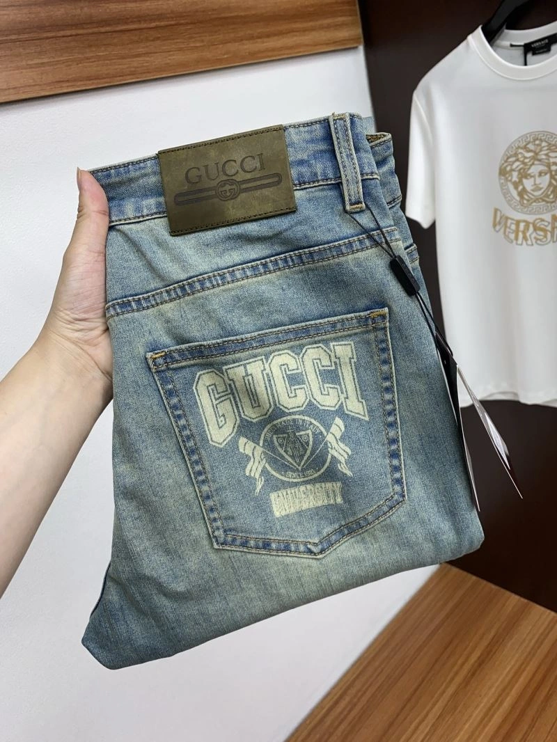 Stylish Gucci Jeans 126865