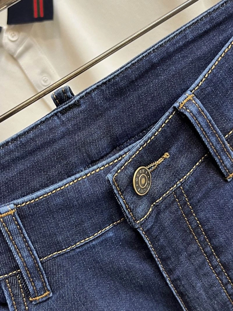 Lightweight Gucci Jeans 126850