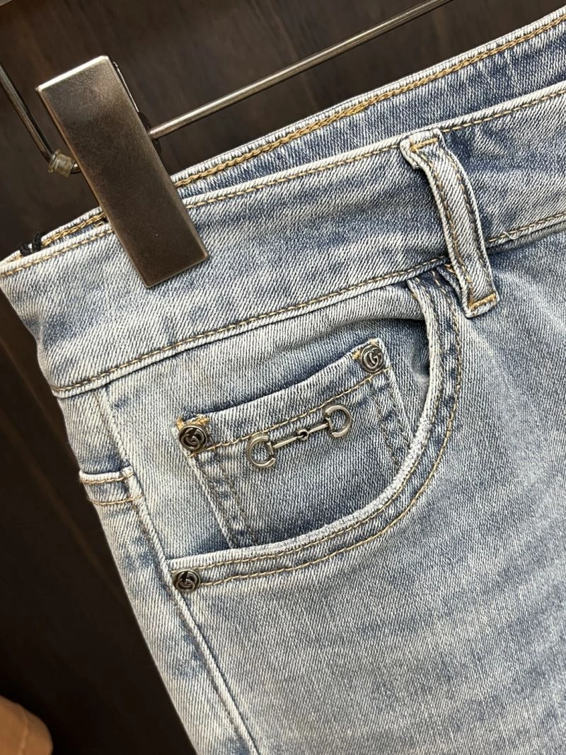 Comfortable Gucci Jeans 126836
