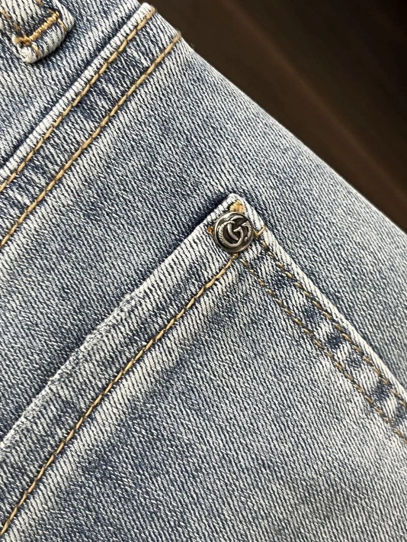 Comfortable Gucci Jeans 126836