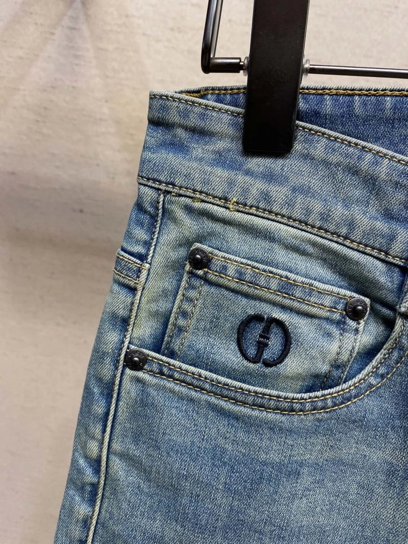 Flexible Gucci Jeans 126852