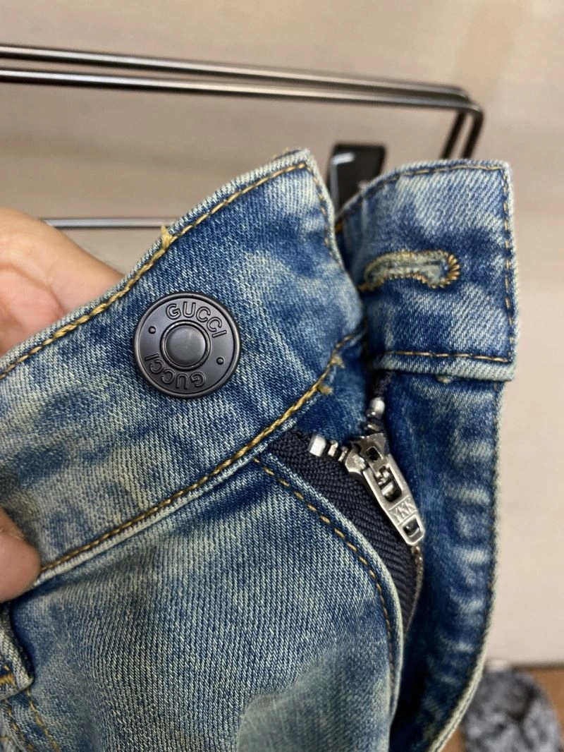 Flexible Gucci Jeans 126852