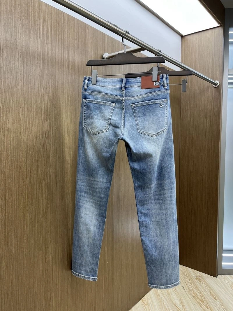 Resilient Gucci Jeans 126828