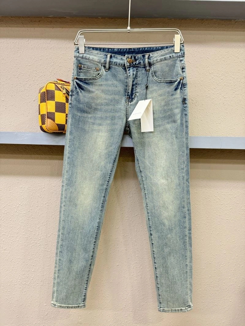 UrbanChic Gucci Jeans 126395