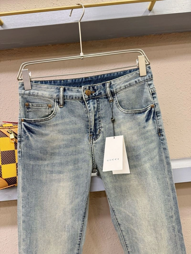 UrbanChic Gucci Jeans 126395
