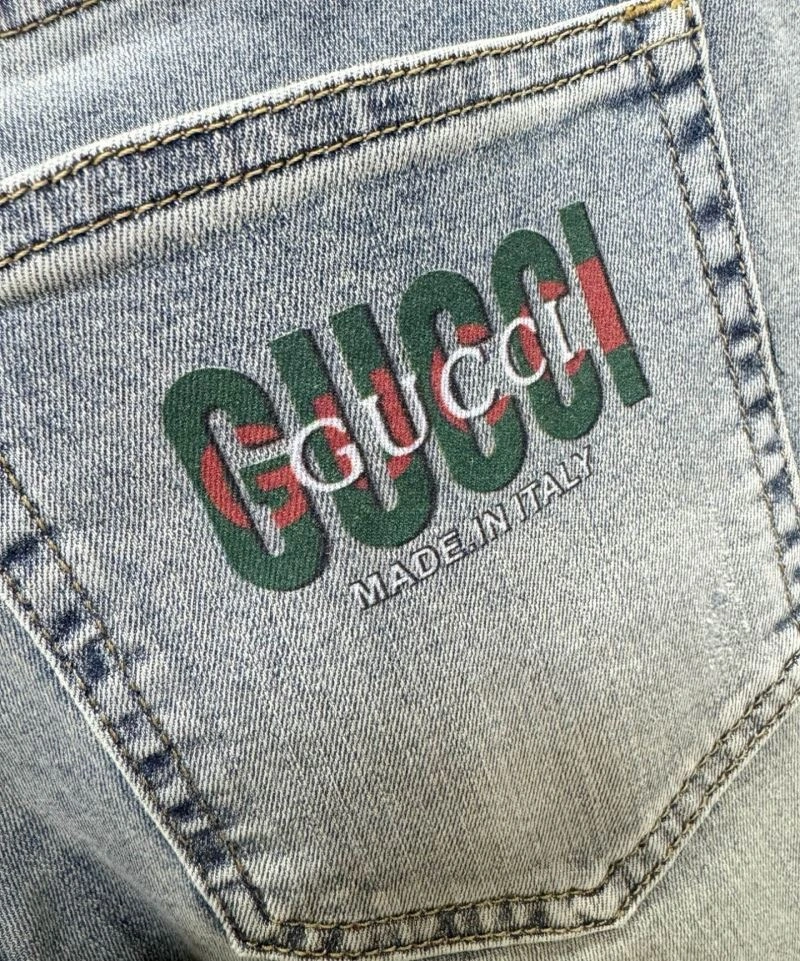 UrbanChic Gucci Jeans 126395