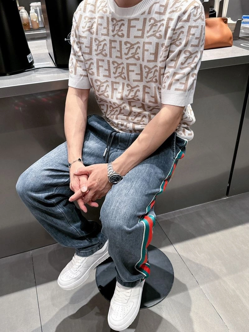Comfortable Gucci Jeans 126396