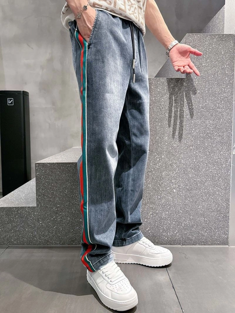 Comfortable Gucci Jeans 126396