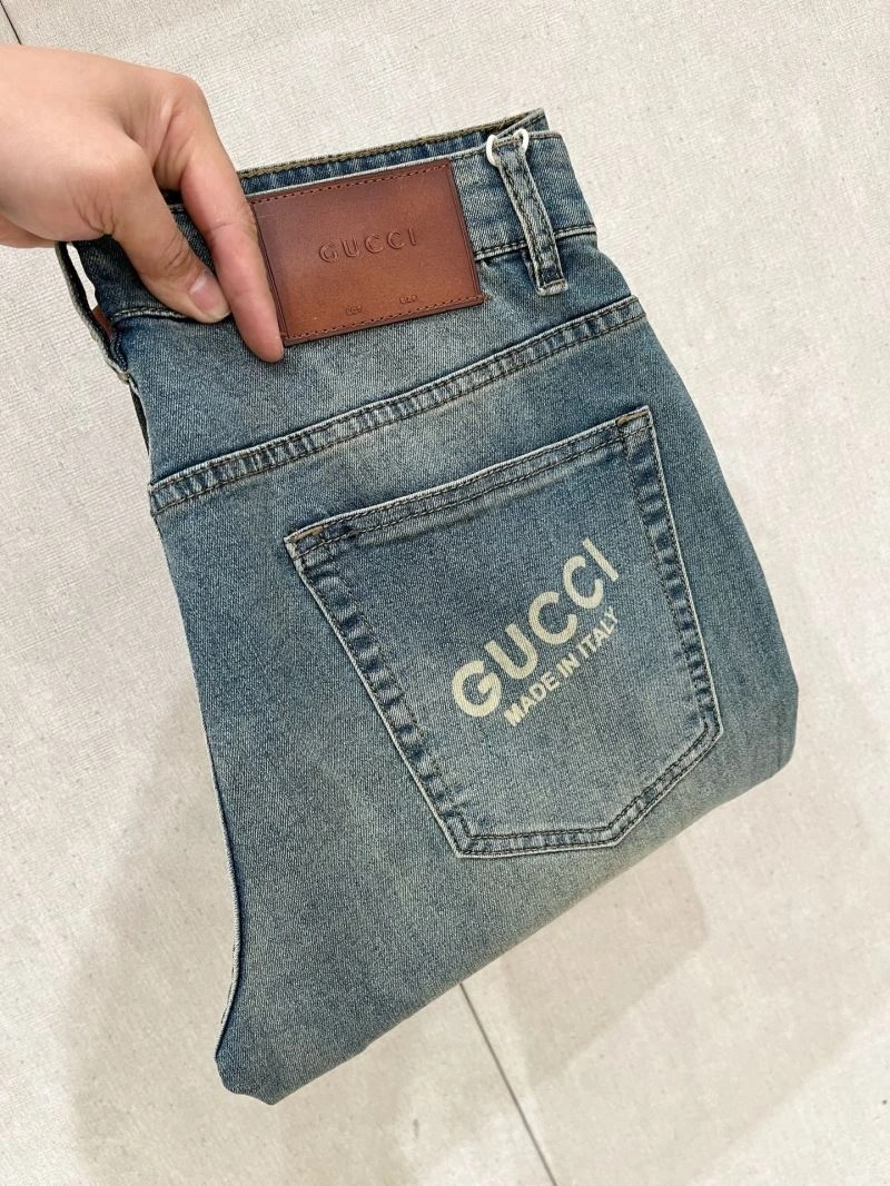 Seasonal Gucci Jeans 126407