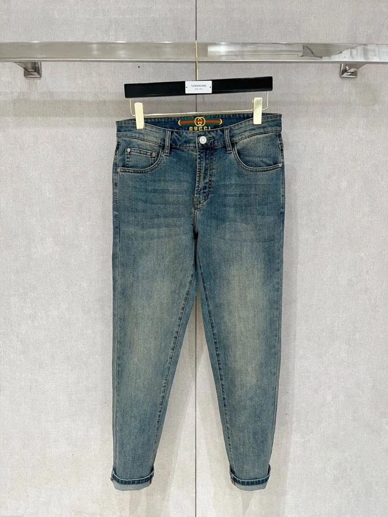 Seasonal Gucci Jeans 126407