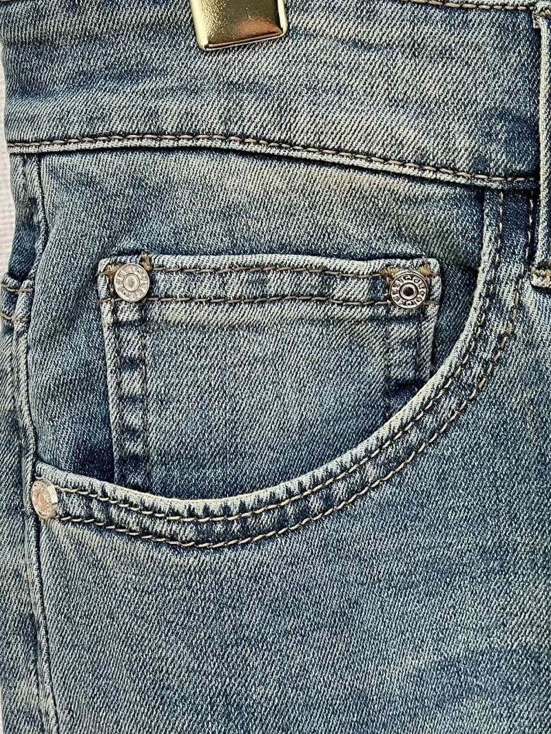 Seasonal Gucci Jeans 126407