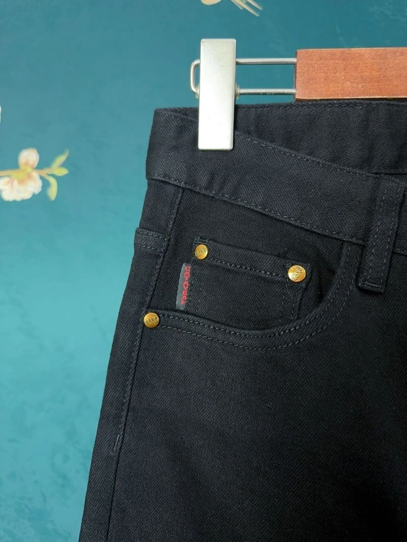 Durable Gucci Jeans 126021