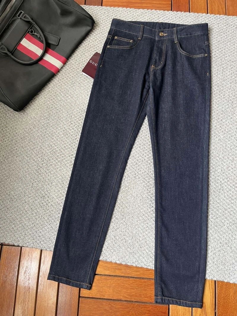 WaterResistant Gucci Jeans 126020