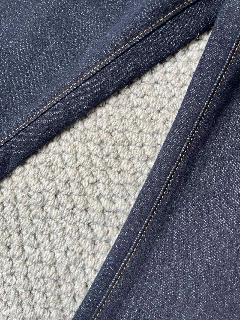 WaterResistant Gucci Jeans 126020