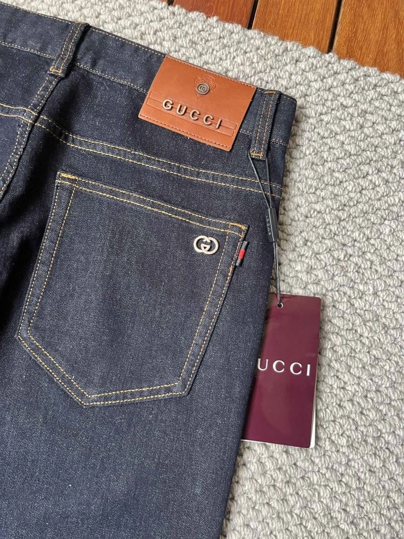 WaterResistant Gucci Jeans 126020