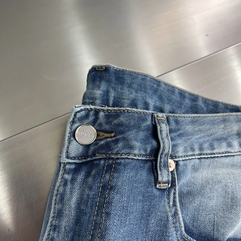 Gucci Jeans Minimalist 126002