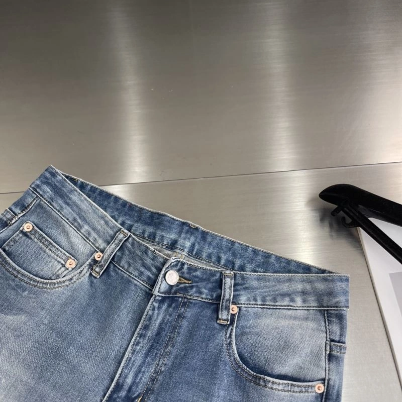 Gucci Jeans Minimalist 126002