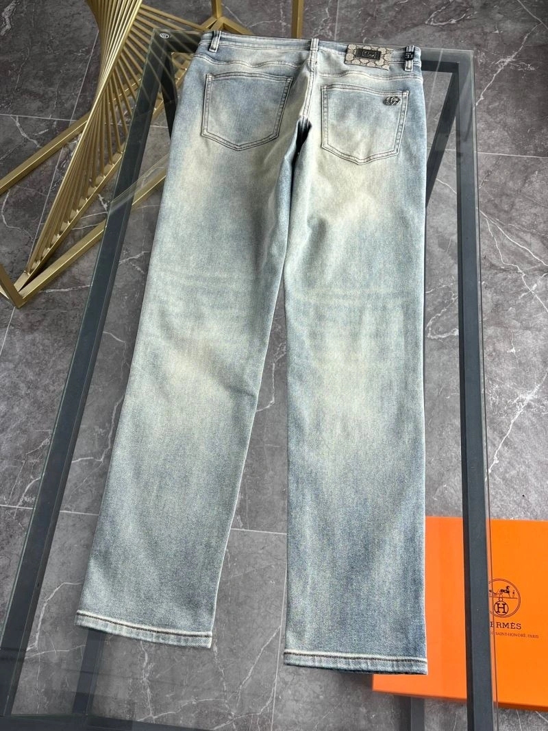 Snug Gucci Jeans 125998