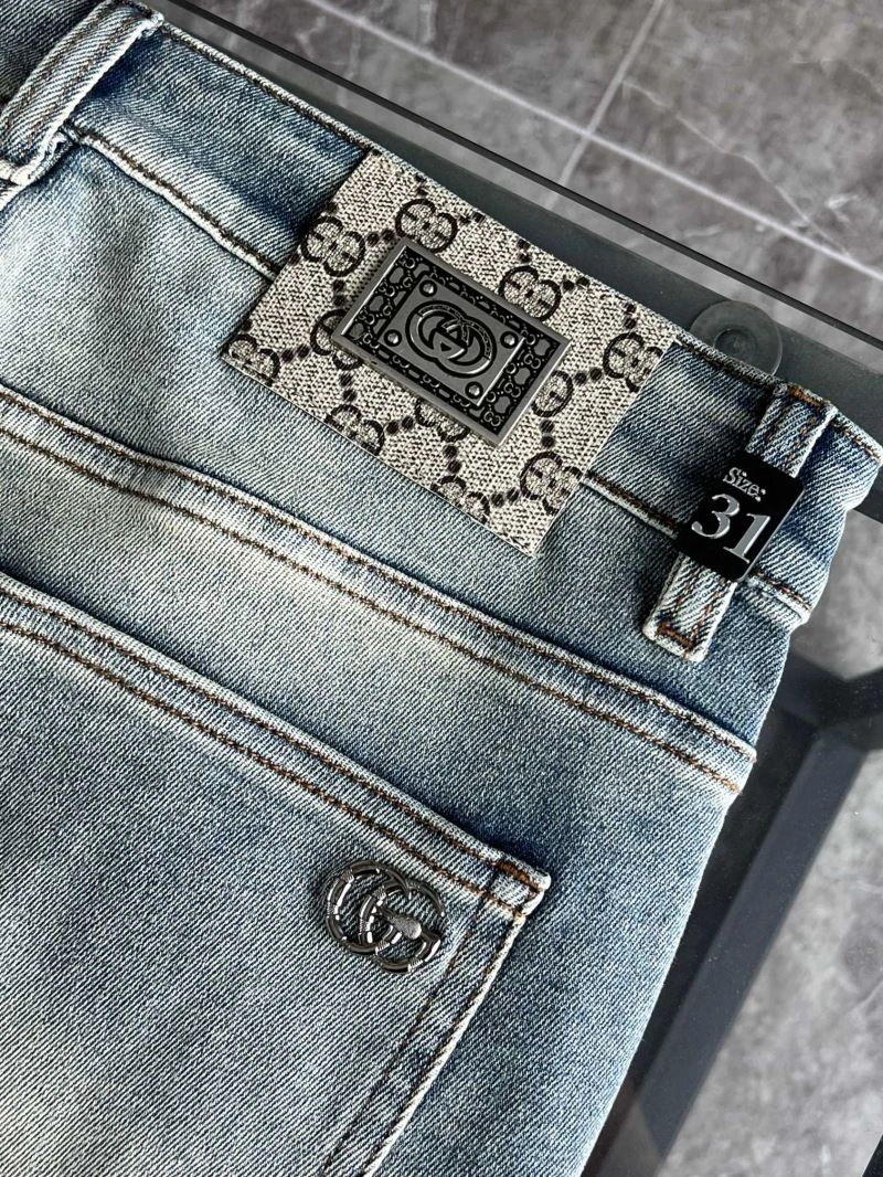 Snug Gucci Jeans 125998
