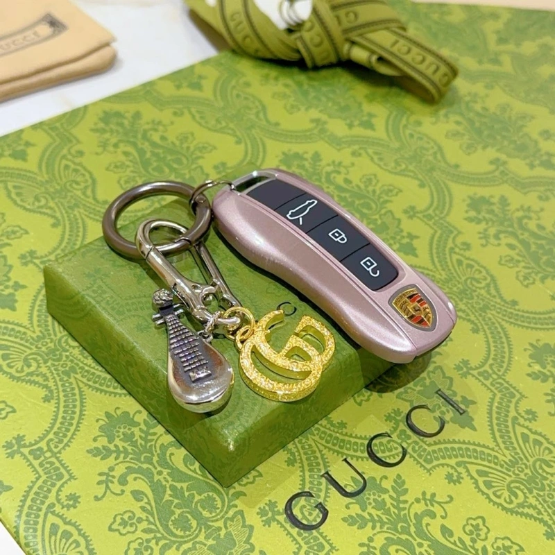 Minimalist Gucci Keychains 266451