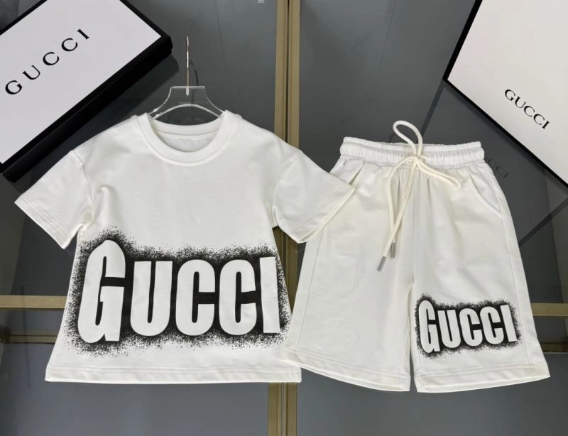 UrbanChic Gucci Kids 125165