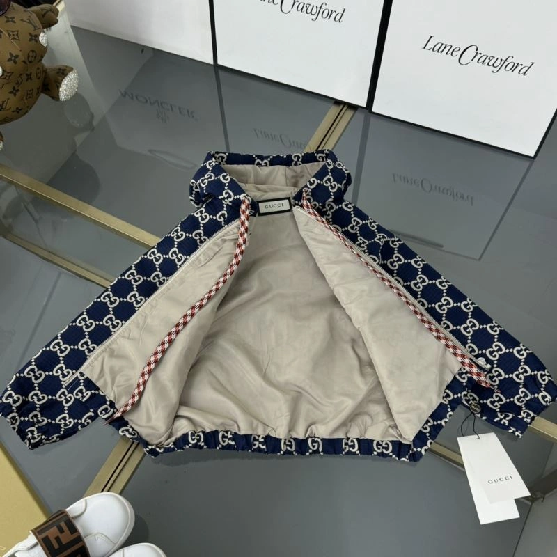 Sleek Gucci Kids 125164