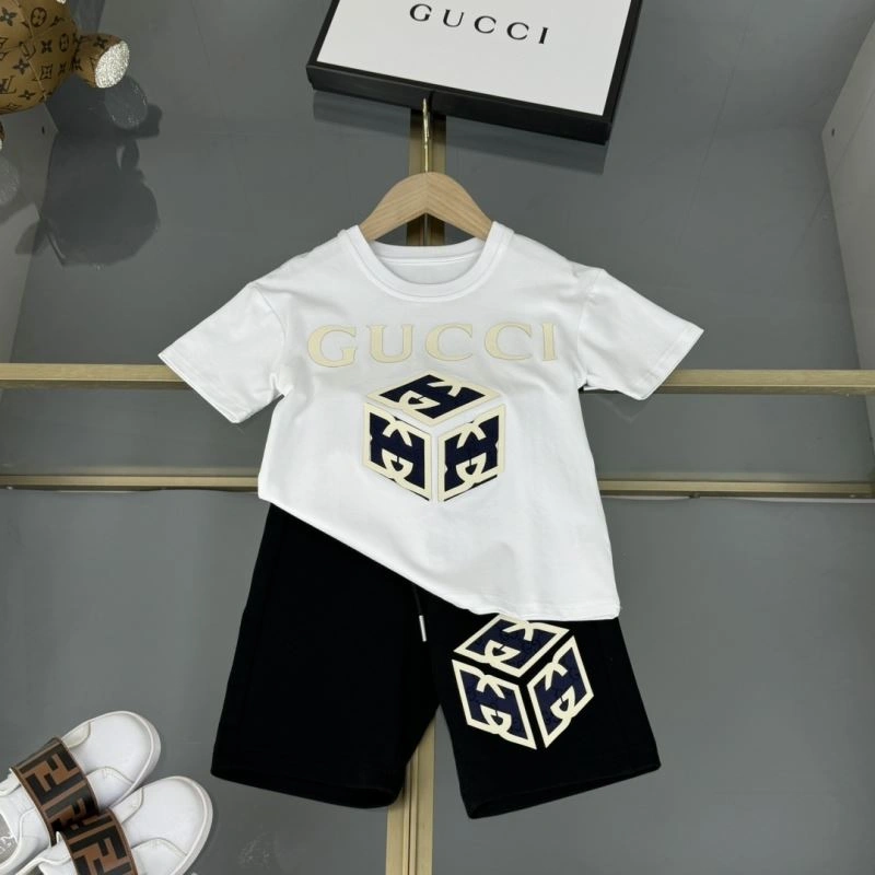 Chic Gucci Kids 125155