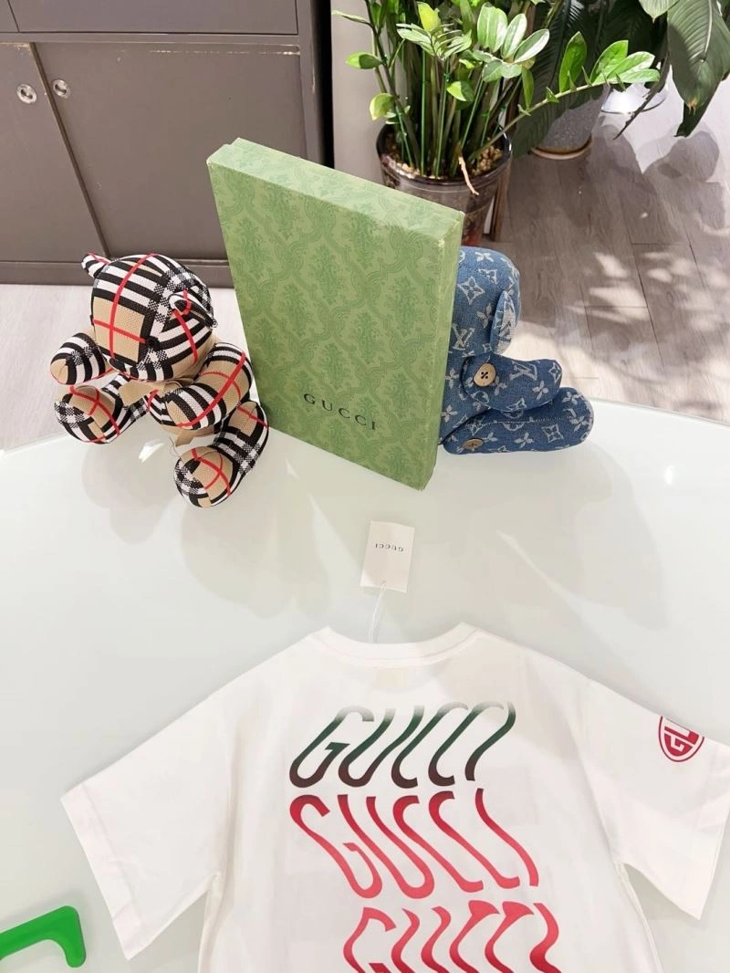 Sleek Gucci Kids 125579