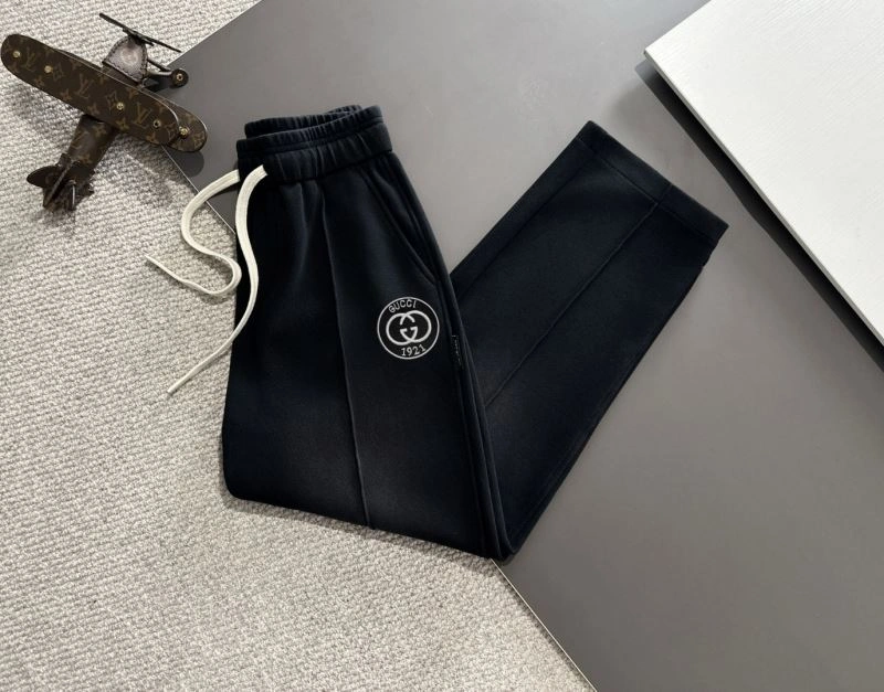 TechFriendly Gucci Long Pants 128587