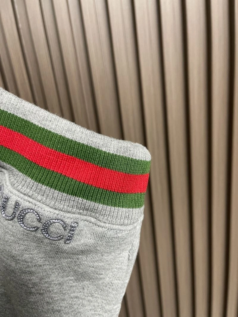 Gucci Long Pants Minimalist 126797