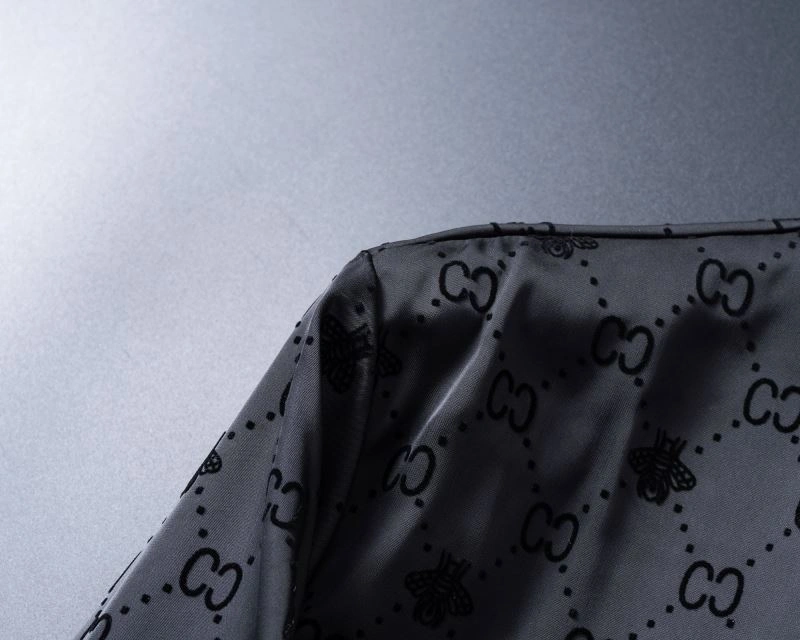 Contemporary Gucci Long Suits 128962