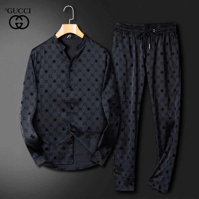 Contemporary Gucci Long Suits 128962
