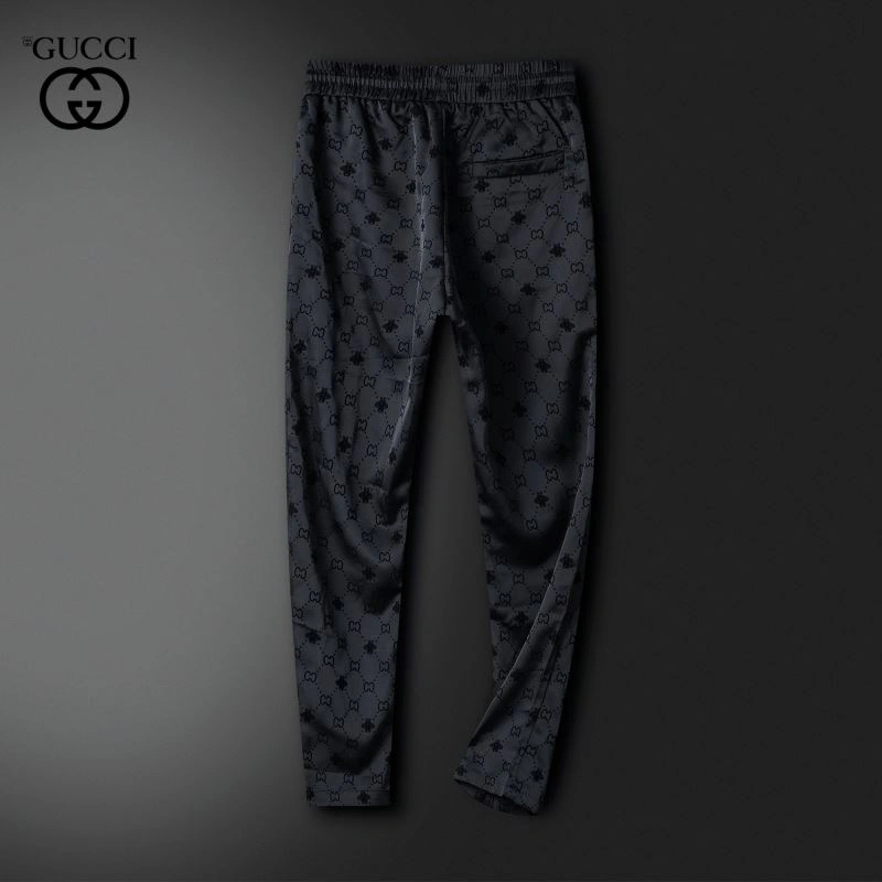 Contemporary Gucci Long Suits 128962