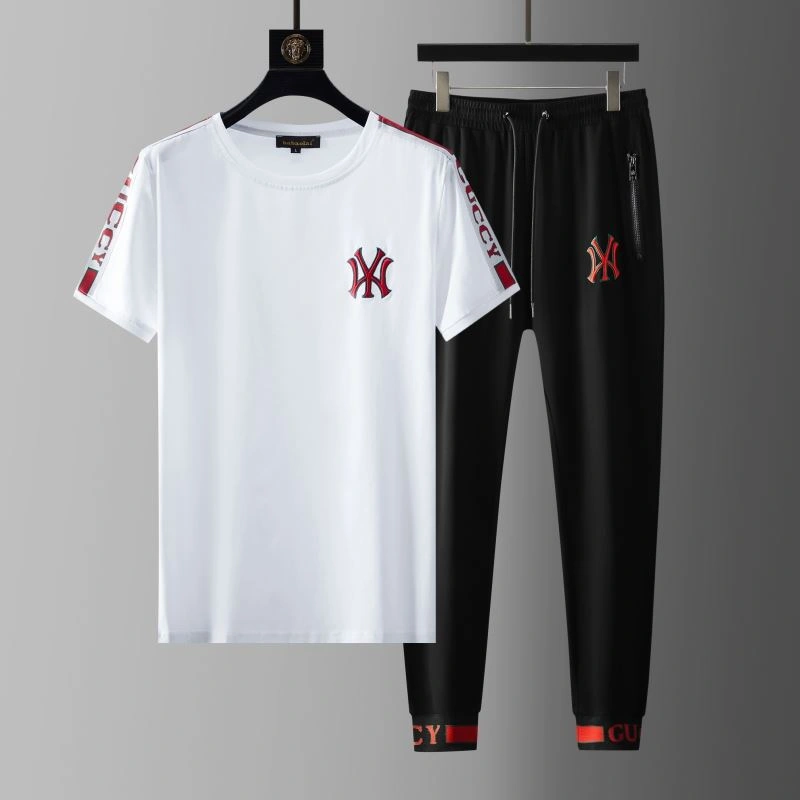 Gucci Long Suits Affordable 125054