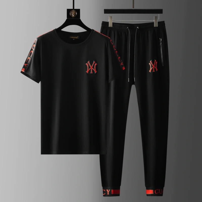 Gucci Long Suits Affordable 125054