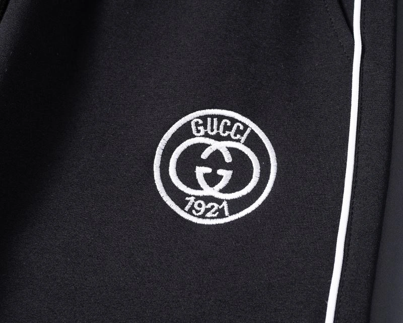 Gucci Long Suits Trendy 125005