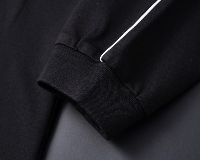 Gucci Long Suits Trendy 125005