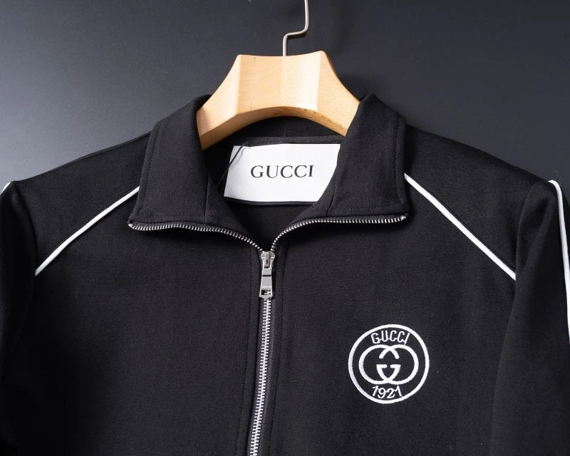 Gucci Long Suits Trendy 125005