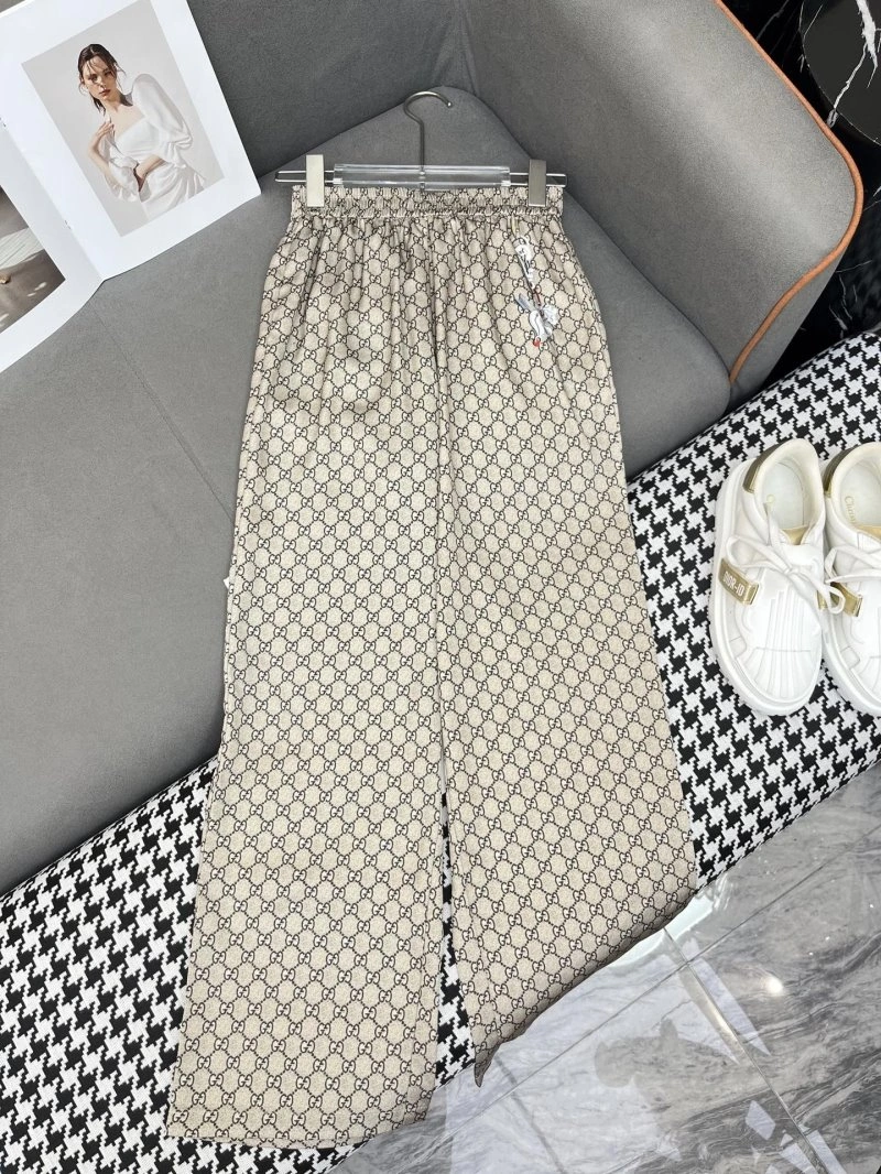 Gucci Long Suits Effortless 124652