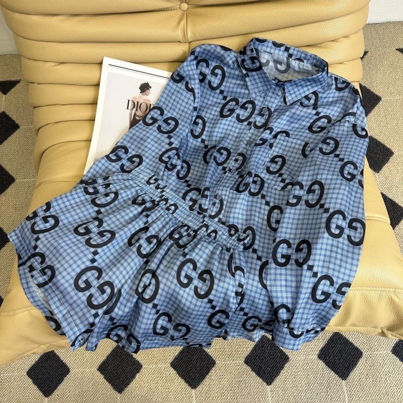 Gucci Long Suits Breathable 124664